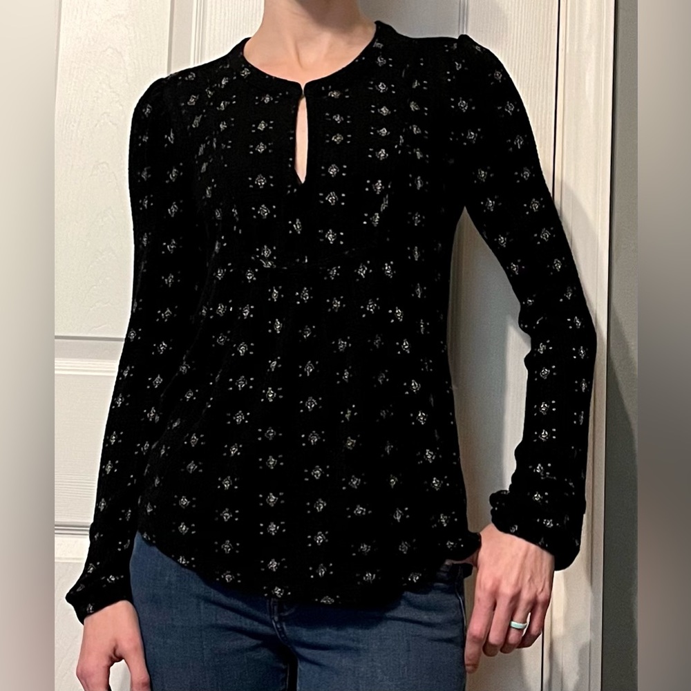 Black Ling Sleeve Paisley Shirt